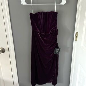 Lulu’s Strapless Purple Dress